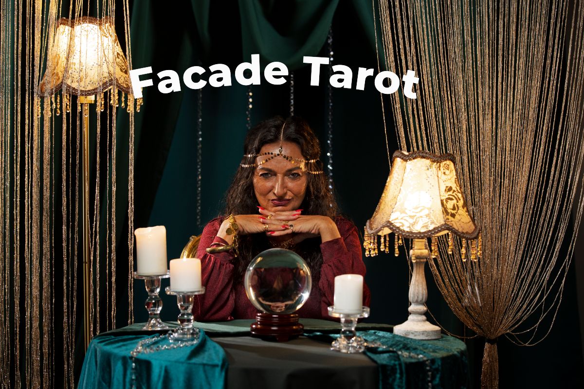 Facade Tarot